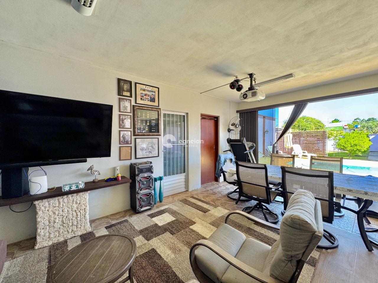 Casa à venda no Camobi: 