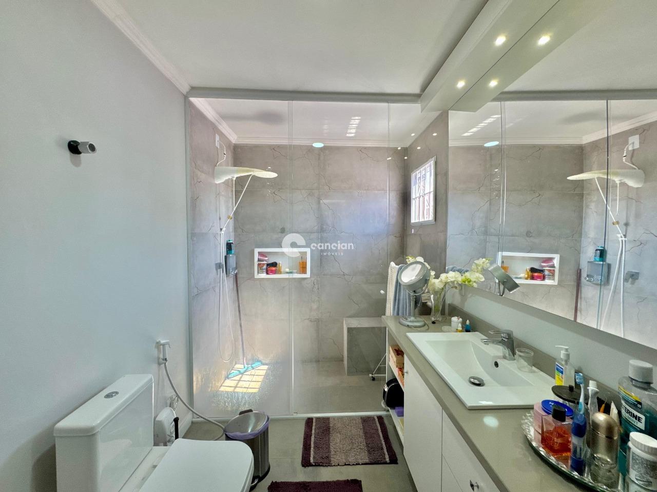 Casa à venda no Camobi: 