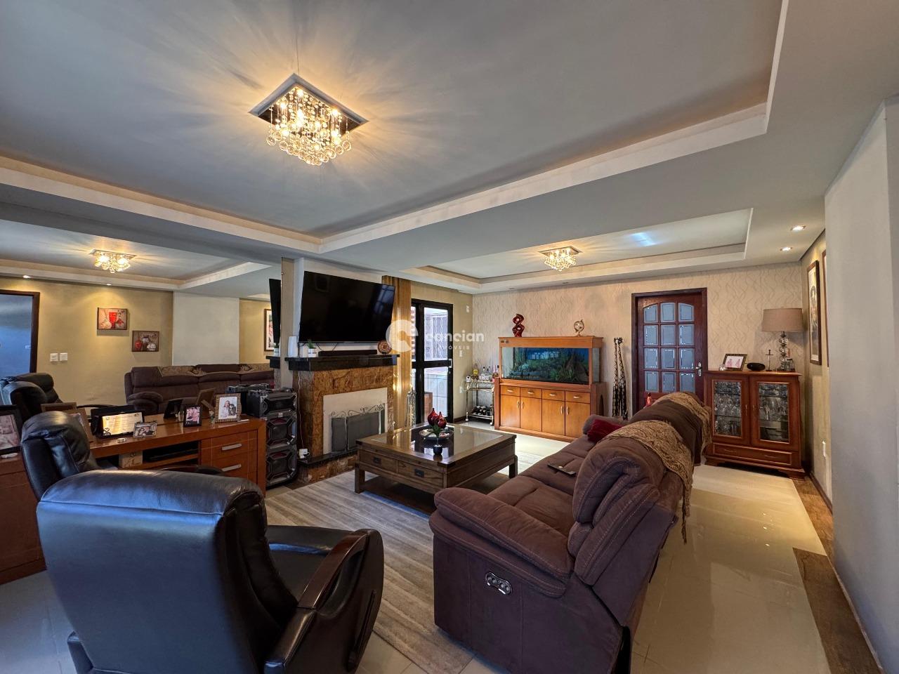 Casa à venda no Camobi: 