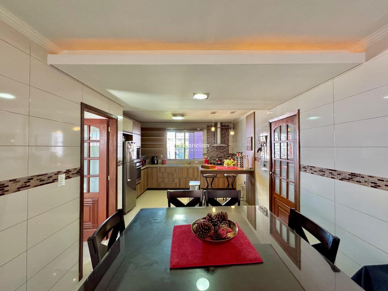 Casa à venda no Camobi: 