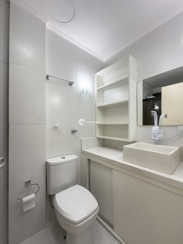 Apartamento para aluguel no Centro: 