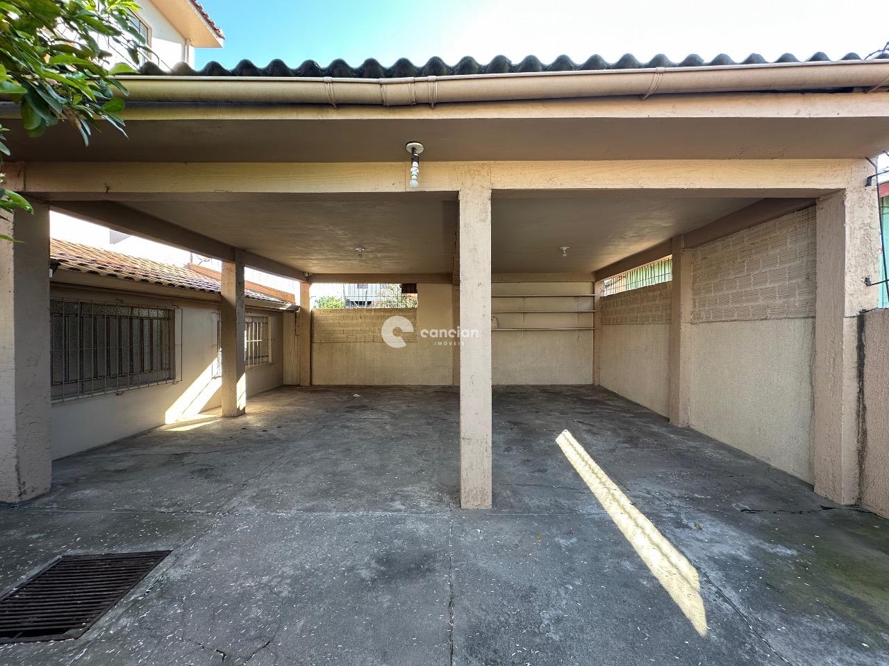 Casa à venda no Juscelino Kubitschek: 