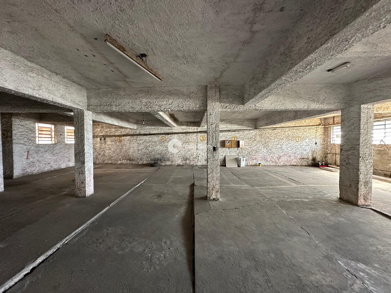 Box à venda no Centro: 