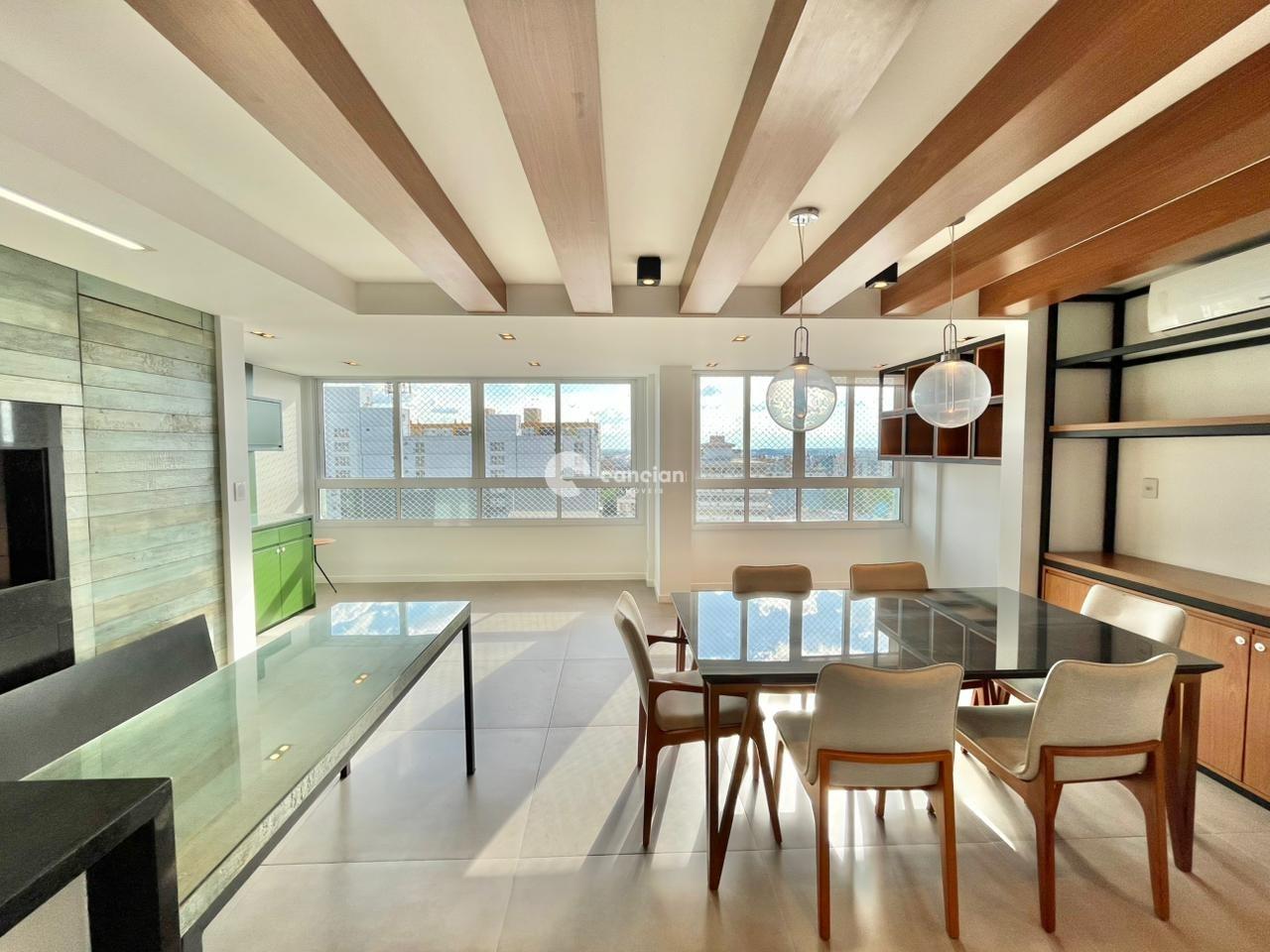 Duplex à venda no Centro: 