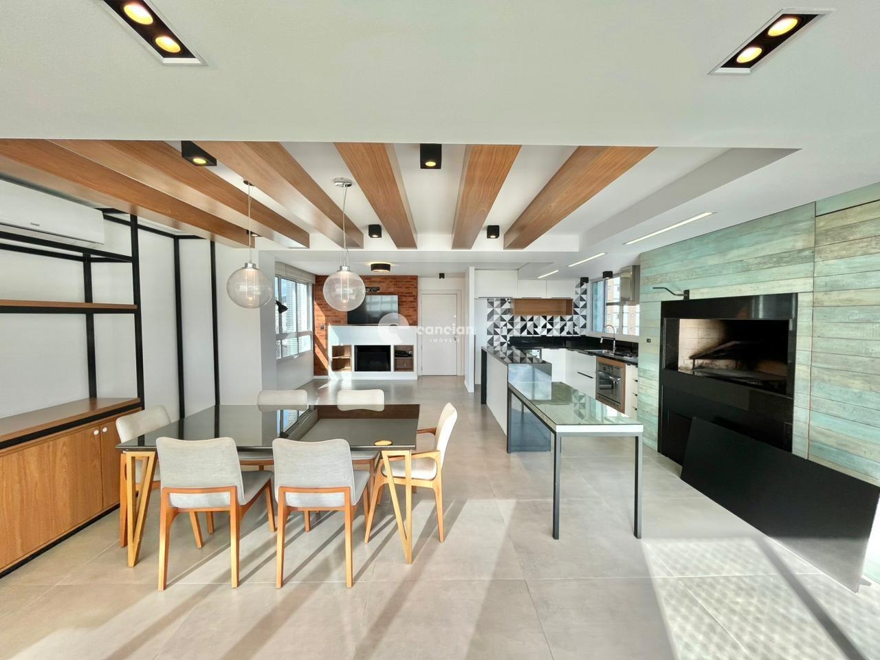 Duplex à venda no Centro: 