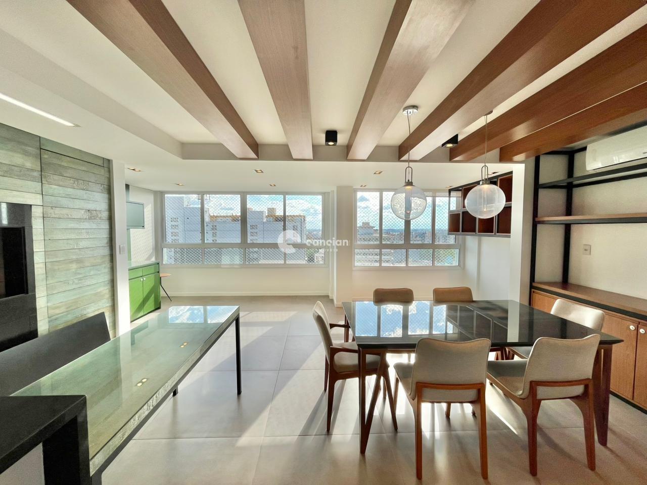 Duplex à venda no Centro: 