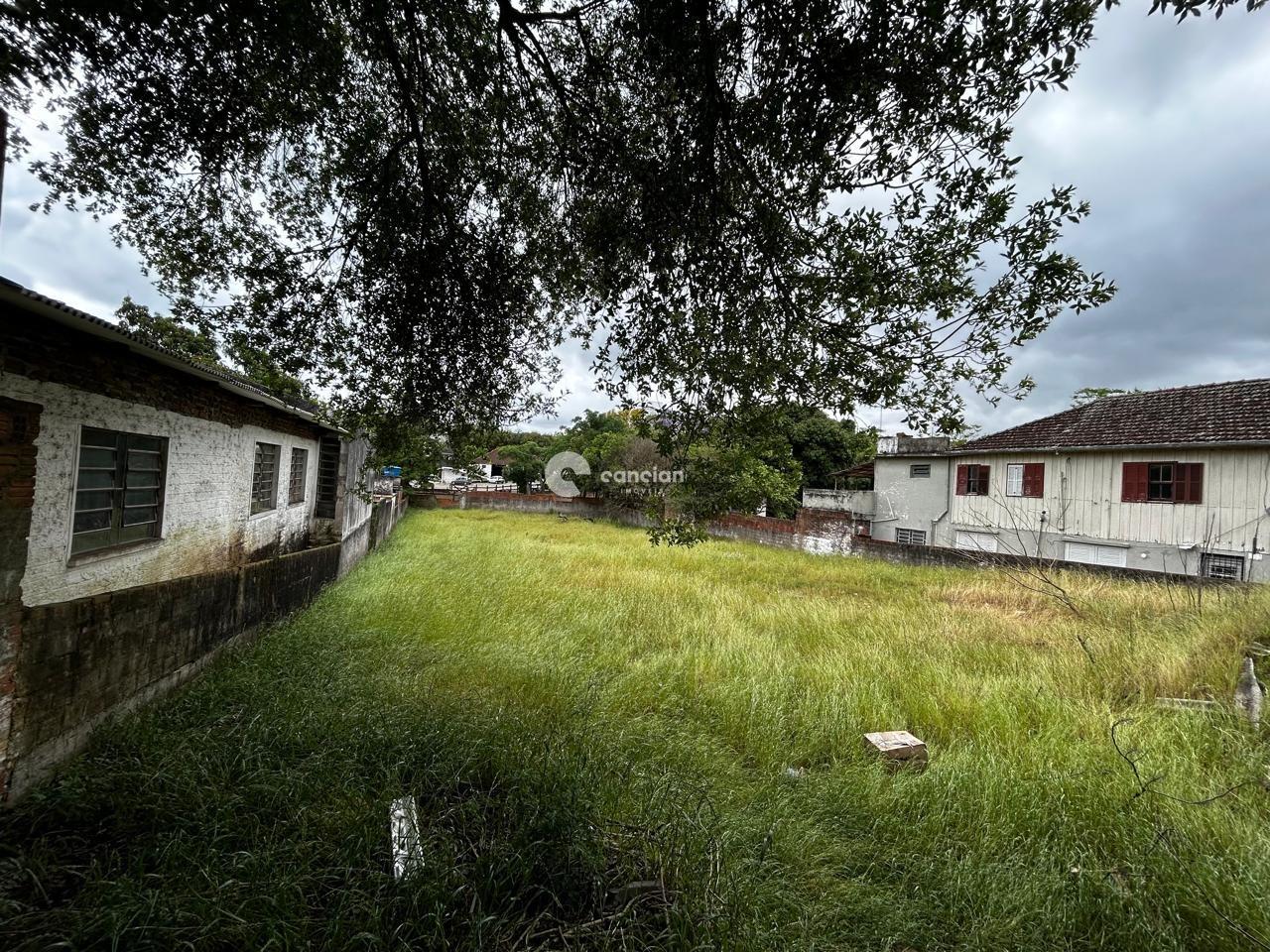 Terreno à venda no Menino Jesus: 