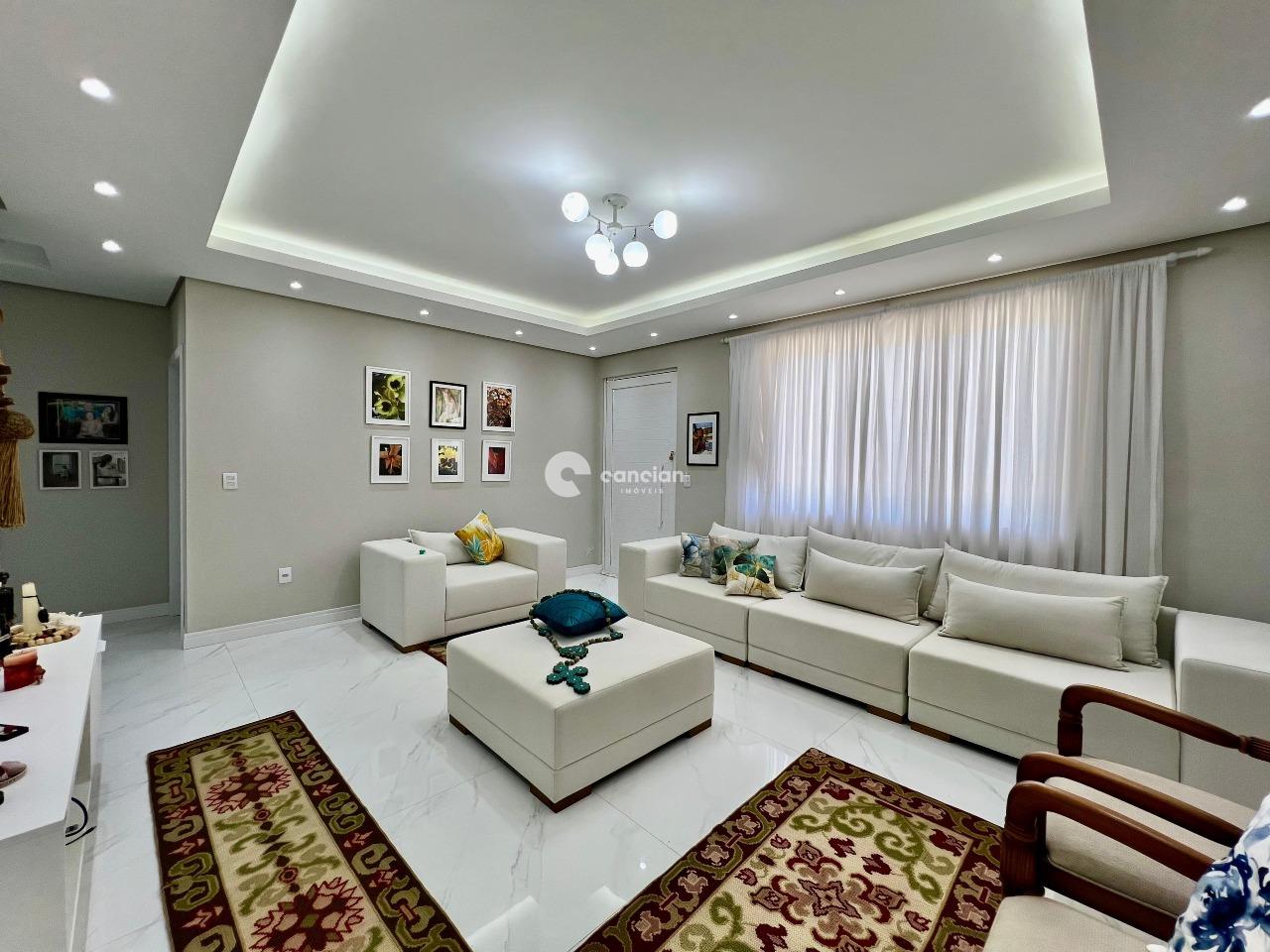 Casa à venda no Camobi: 