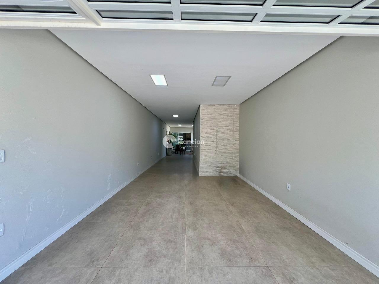 Casa à venda no Camobi: 