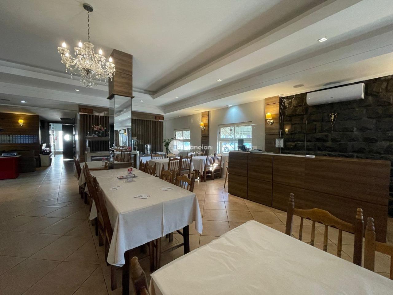 Casa Comercial para aluguel no Camobi: 