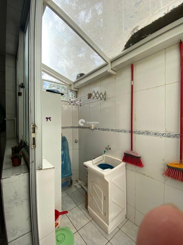 Apartamento à venda no Menino Jesus: 