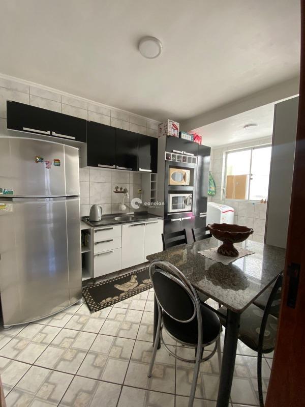 Apartamento à venda no Menino Jesus: 