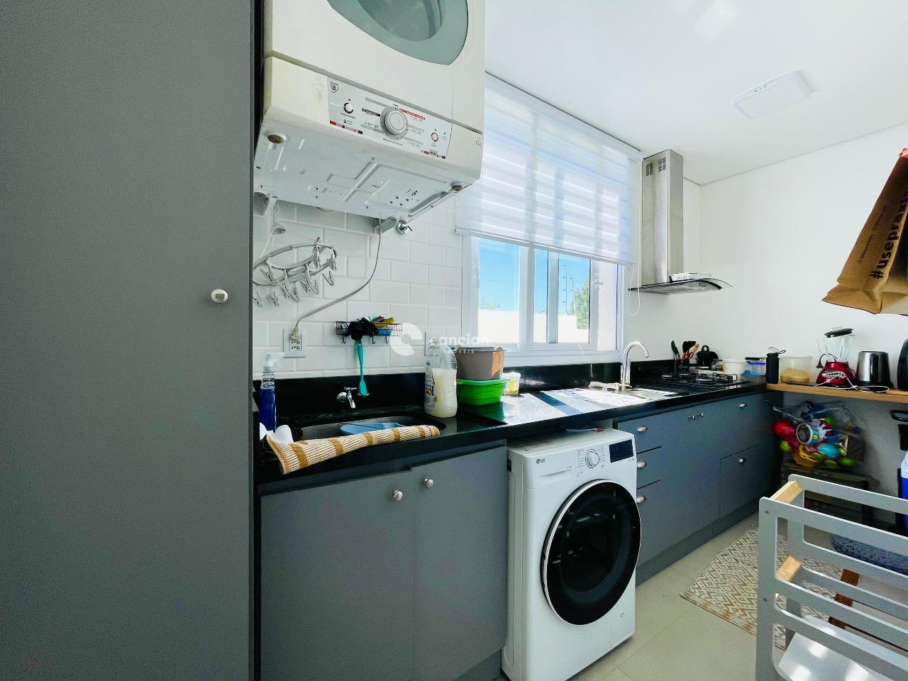 Casa à venda no Tomazetti: 