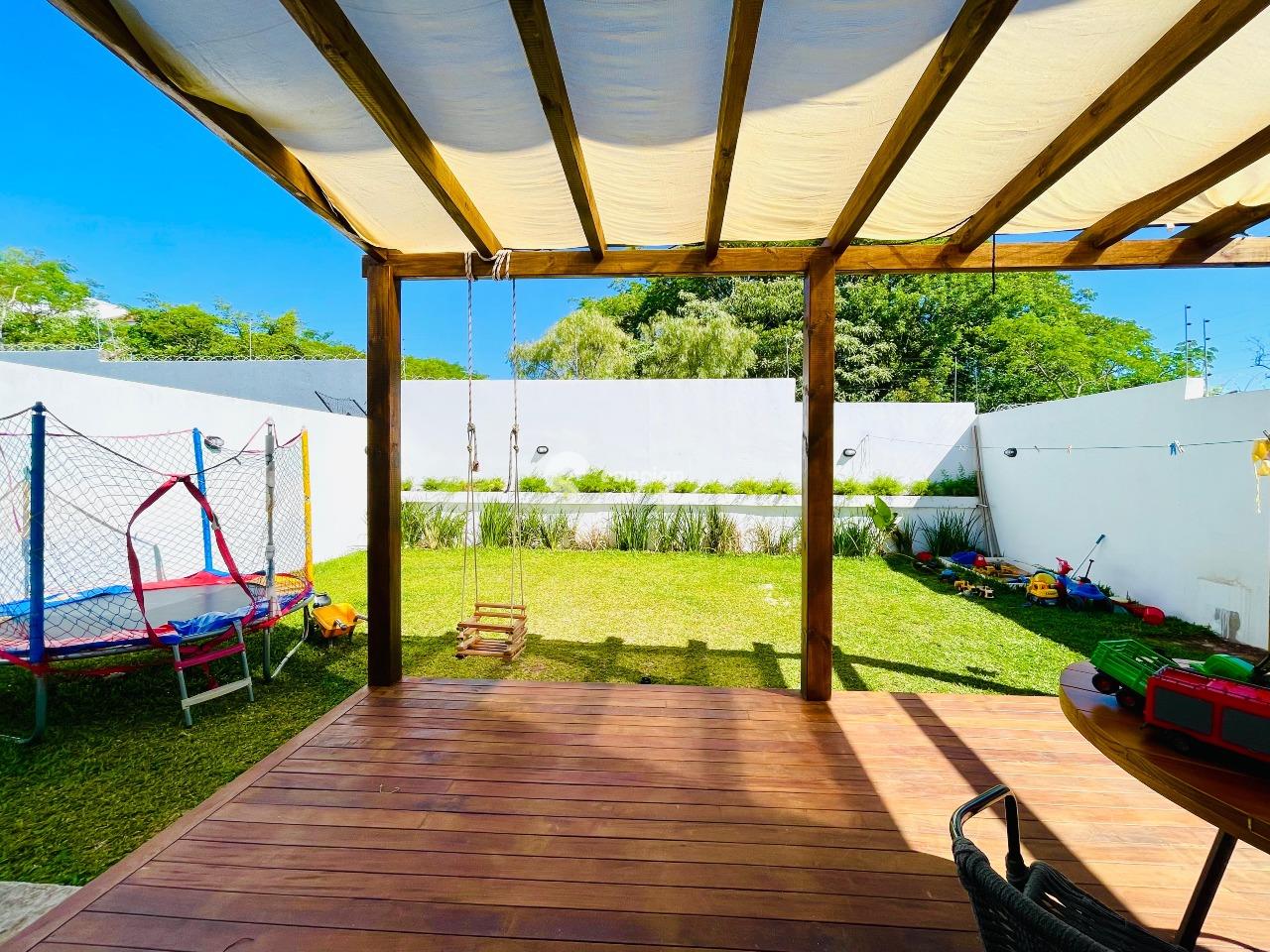 Casa à venda no Tomazetti: 