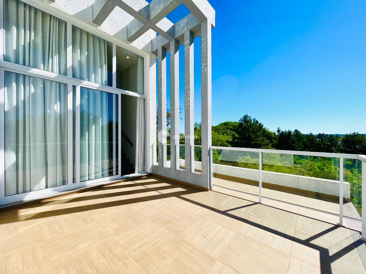 Casa à venda no Tomazetti: 