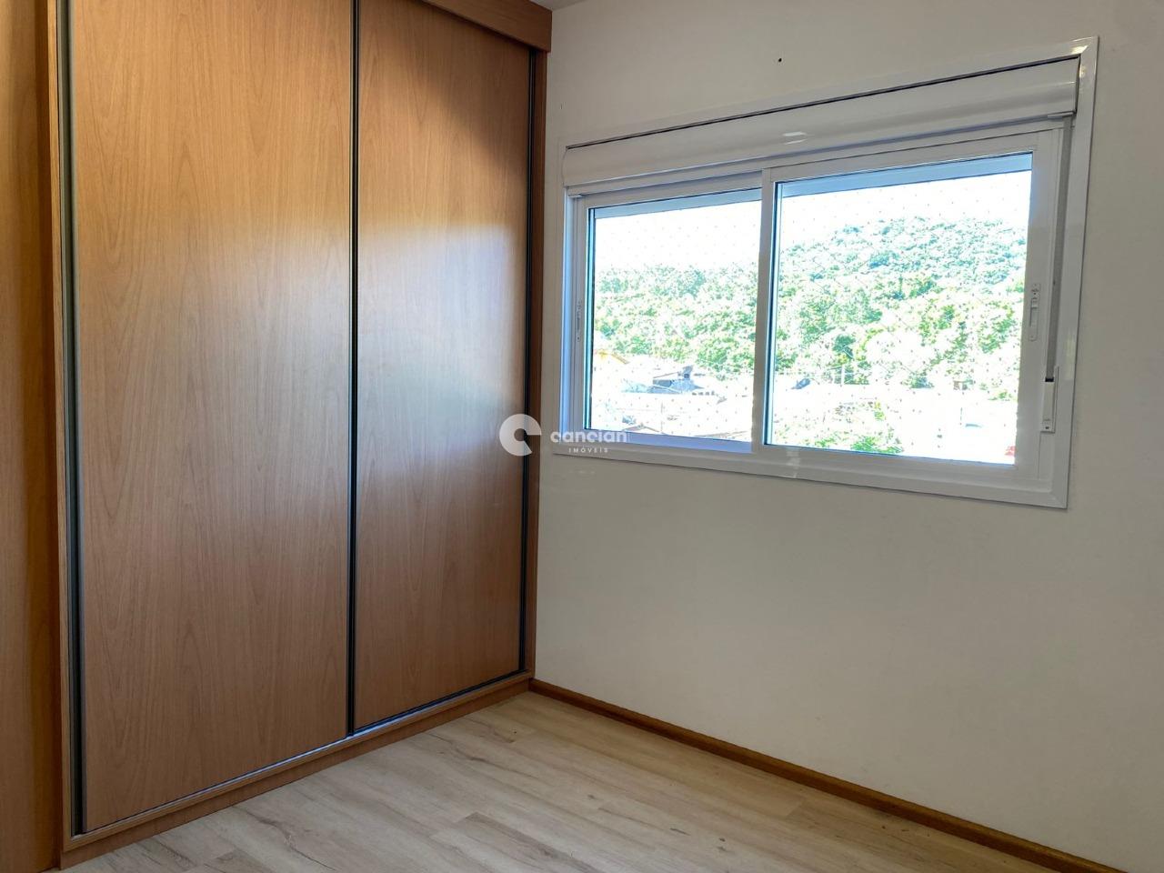 Apartamento à venda no Dom Antônio Reis: 