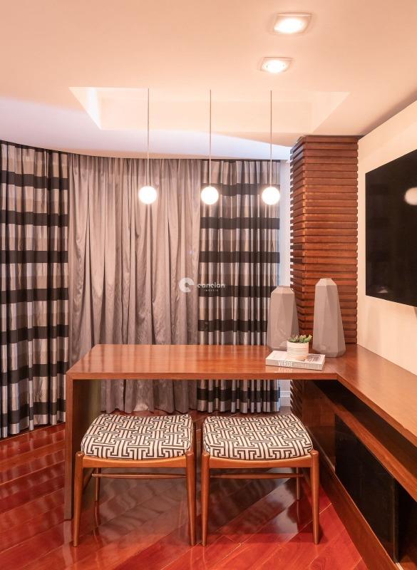 Cobertura à venda no Nossa Senhora Medianeira: 