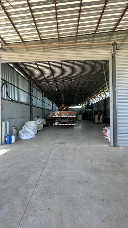 Pavilhão para aluguel no Camobi: 