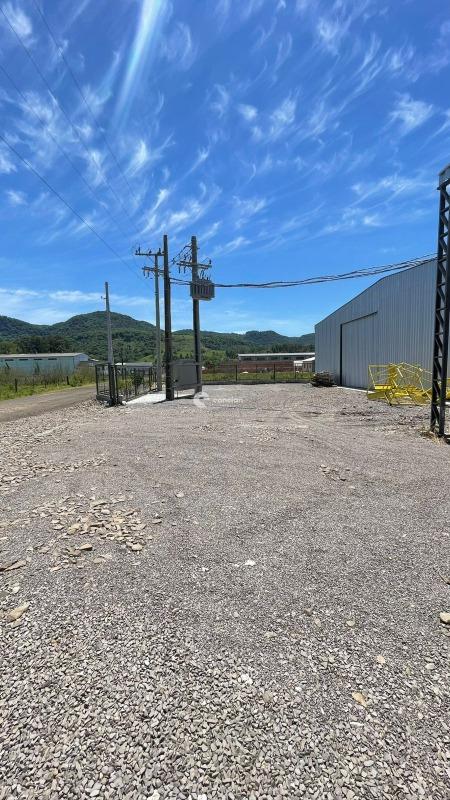 Pavilhão para aluguel no Camobi: 