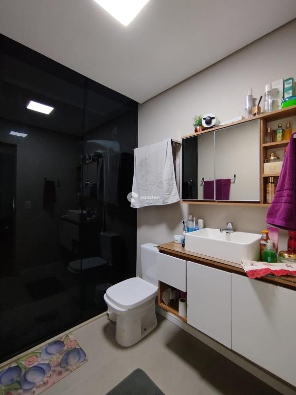 Casa de Condomínio à venda no Camobi: 