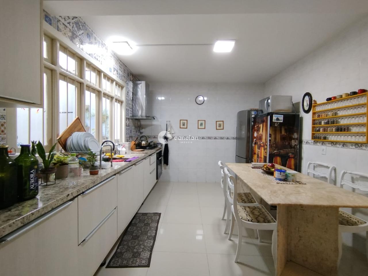 Casa de Condomínio à venda no Camobi: 