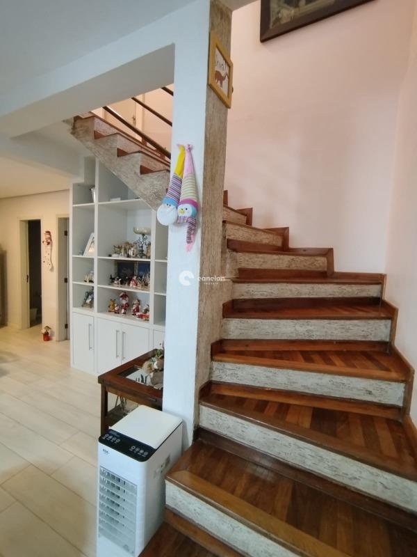 Casa de Condomínio à venda no Camobi: 