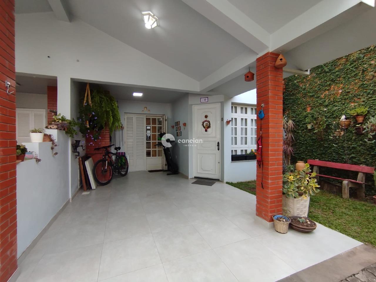 Casa de Condomínio à venda no Camobi: 