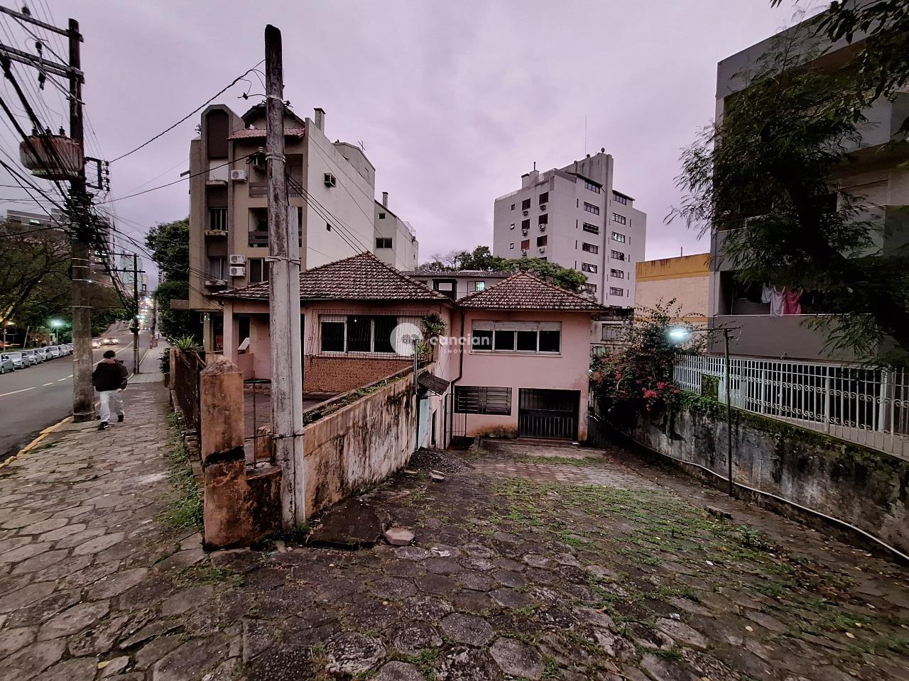 Casa Comercial à venda no Centro: 
