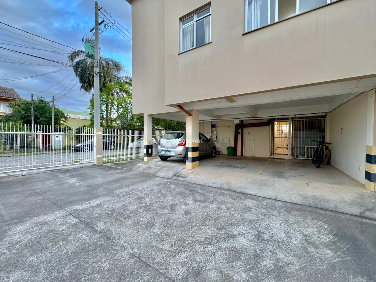 Apartamento à venda no Camobi: 