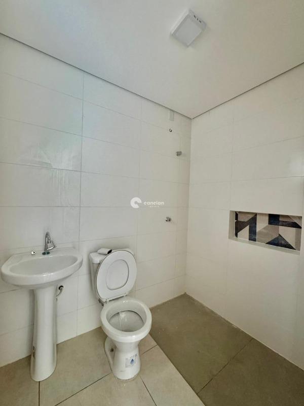 Casa à venda no Tomazetti: 