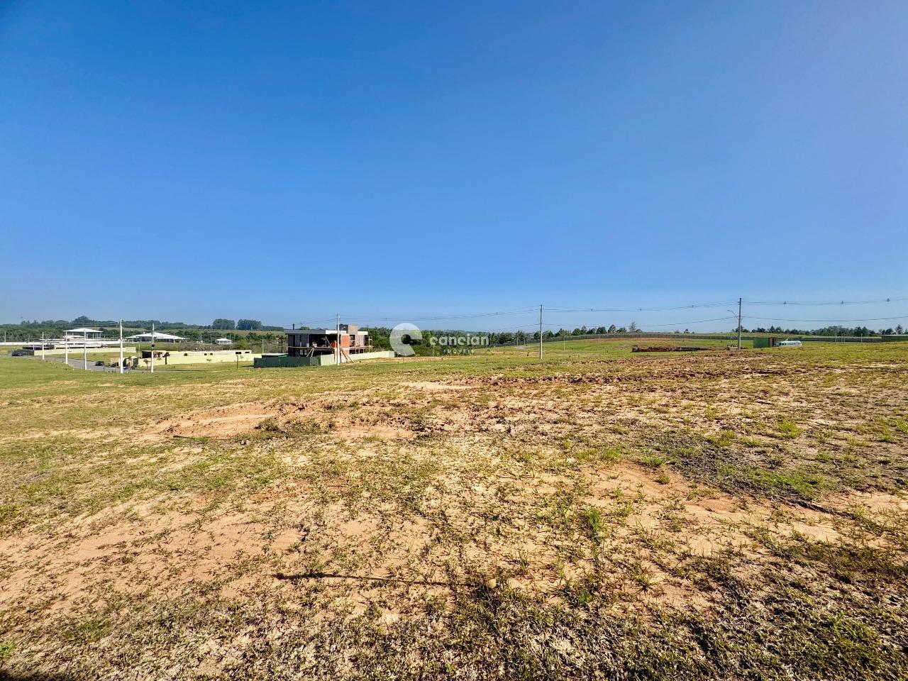 Terreno à venda no Tomazetti: 