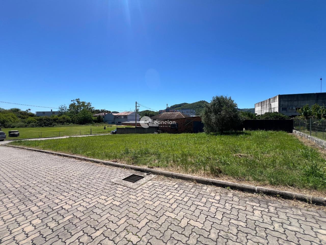 Terreno à venda no São José: 