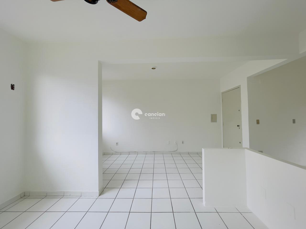 Kitnet para aluguel no Centro: 