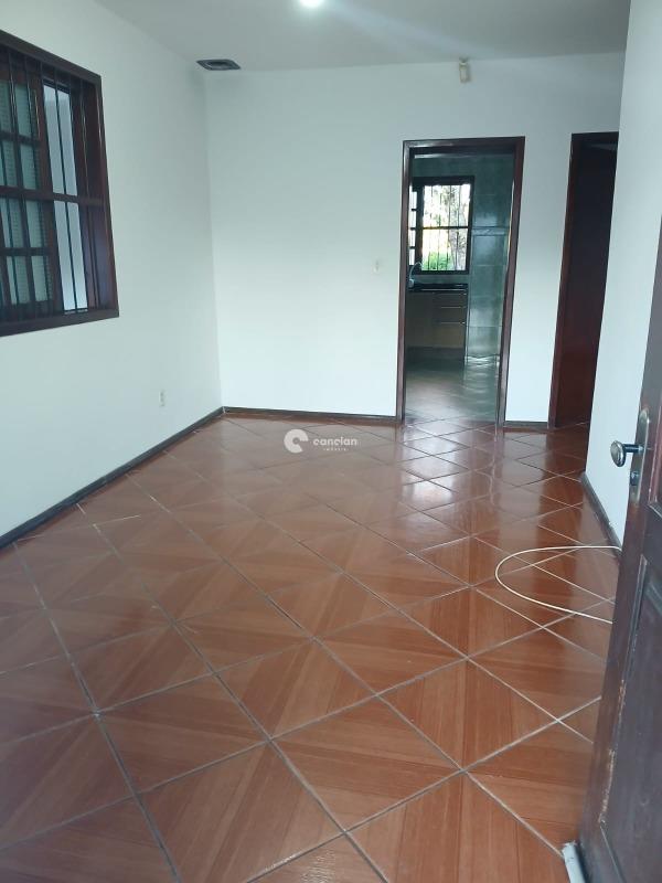 Casa à venda no Pinheiro Machado: 