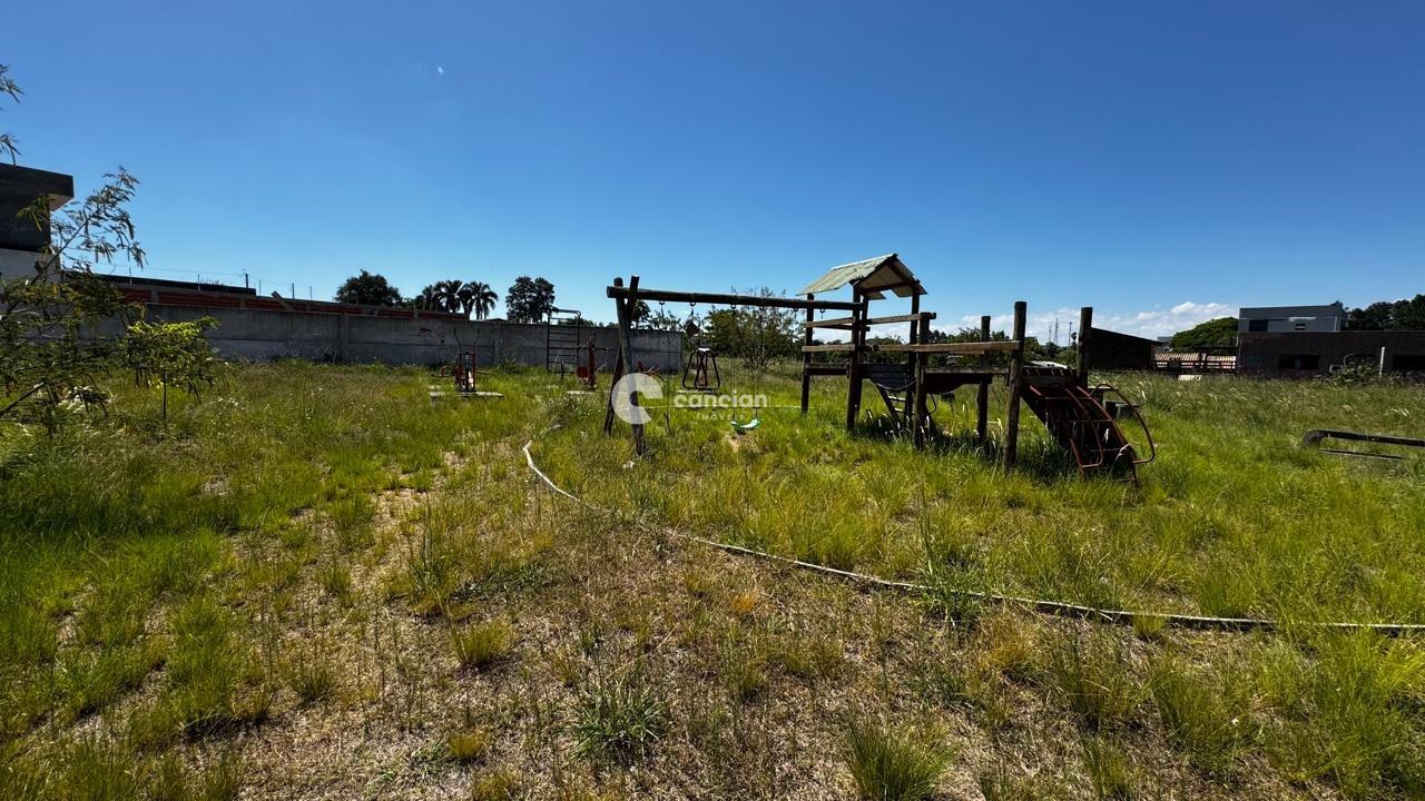 Terreno à venda no Pinheiro Machado: 