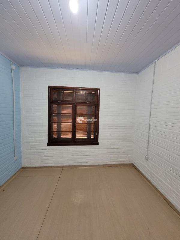 Casa para aluguel no Parque Serrano II: 