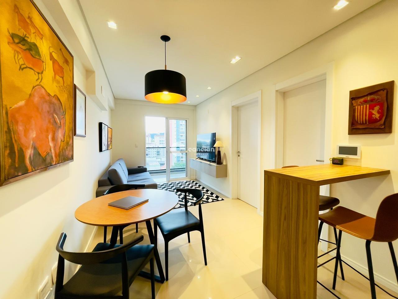 Apartamento para aluguel no Centro: 