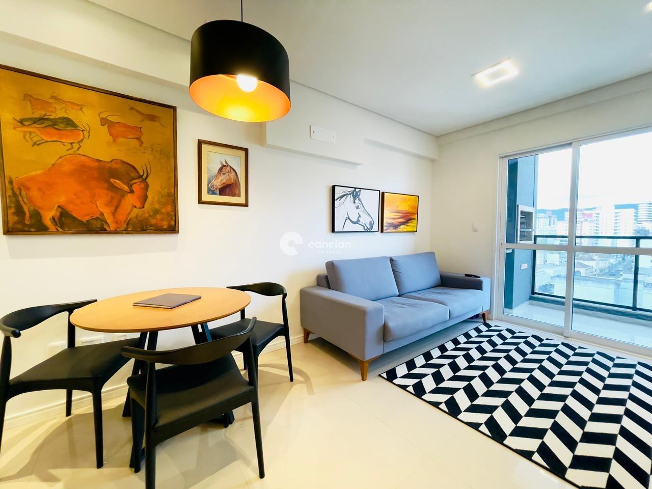 Apartamento para aluguel no Centro: 