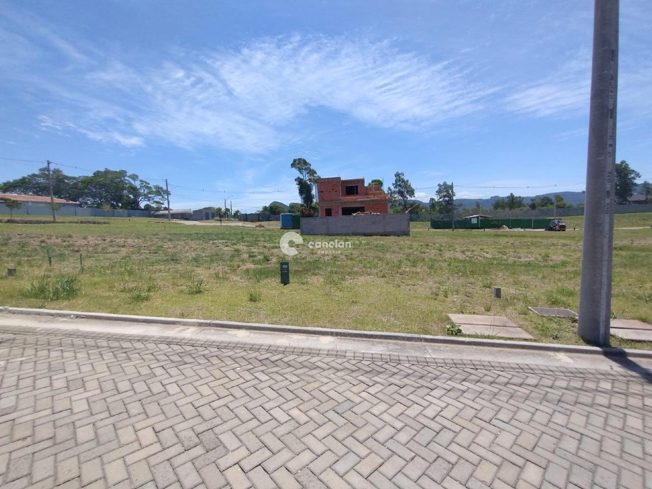 Terreno em condomínio à venda no Camobi: 