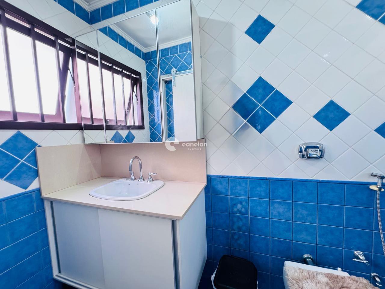 Casa à venda no Pé de Plátano: 