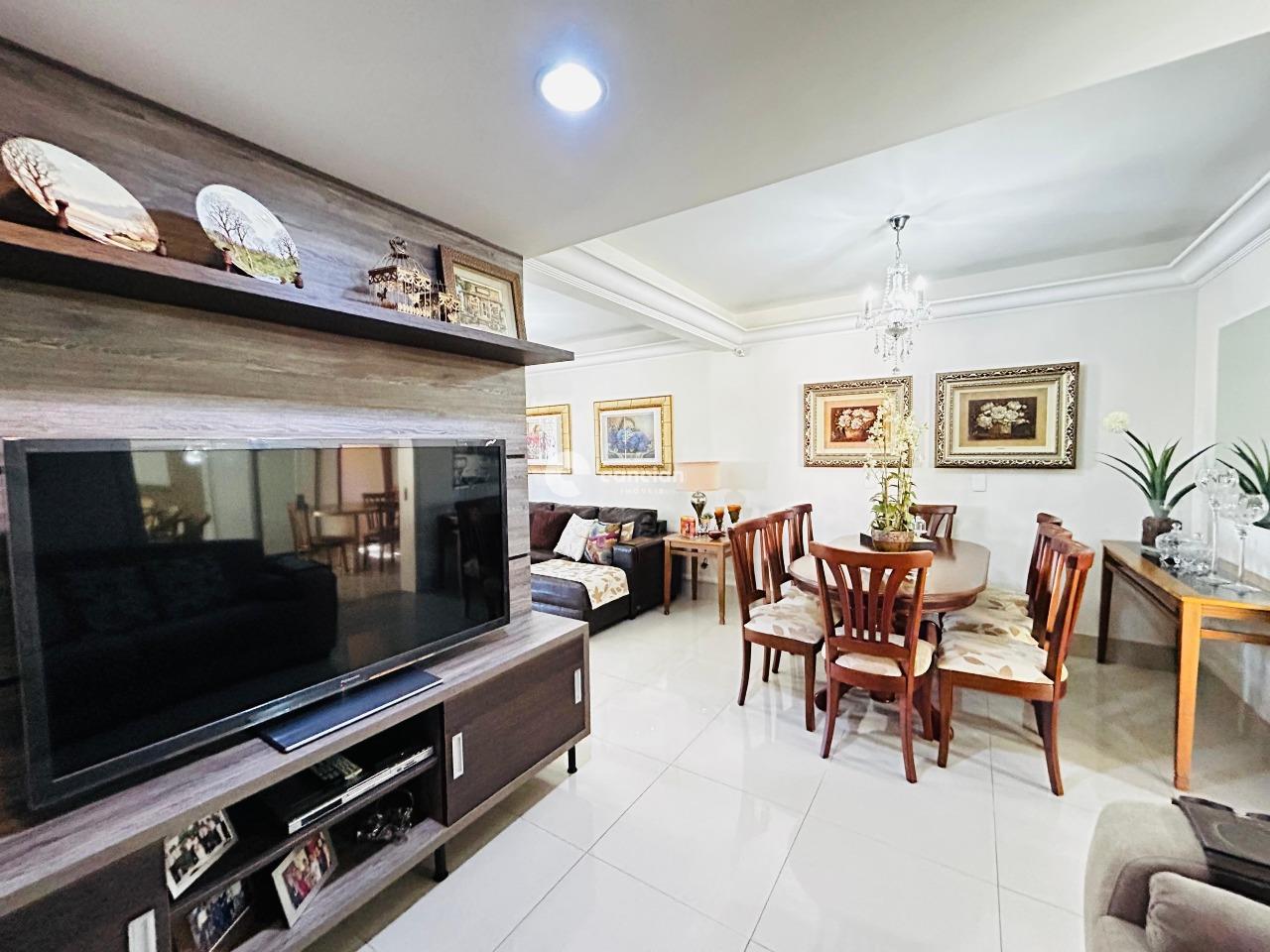 Casa à venda no Camobi: 