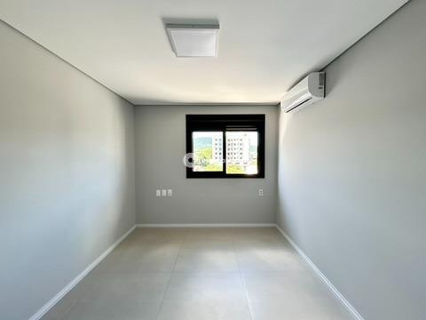 Apartamento à venda no Camobi: 