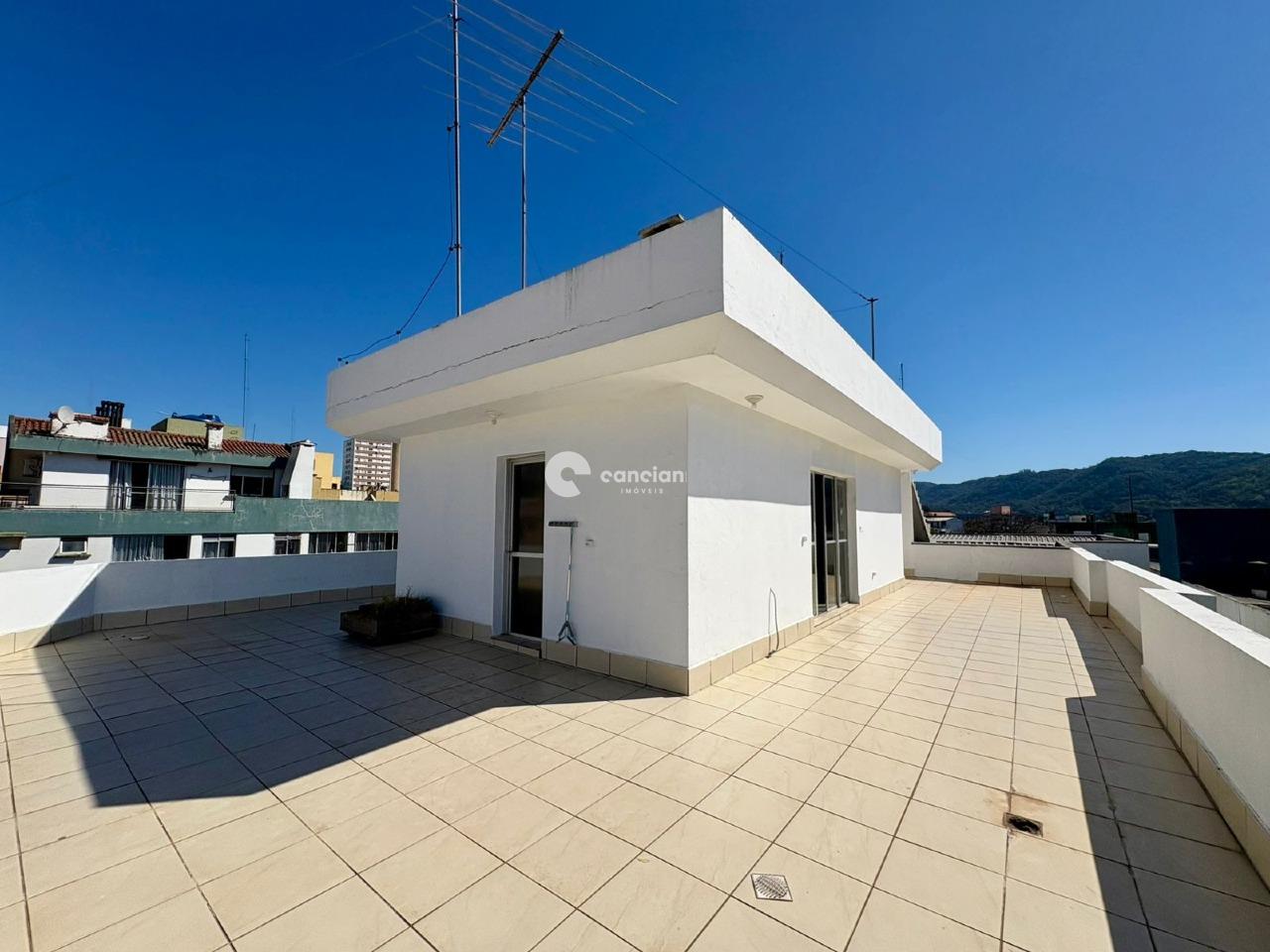 Cobertura para aluguel no Centro: 