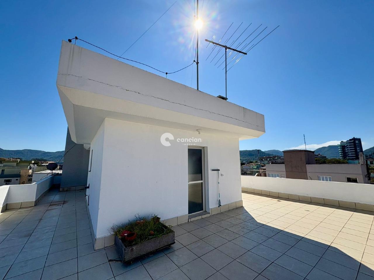 Cobertura para aluguel no Centro: 