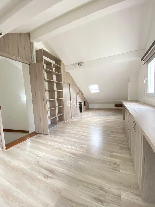 Casa de Condomínio para aluguel no São José: 