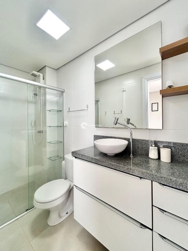 Kitnet à venda no Camobi: 