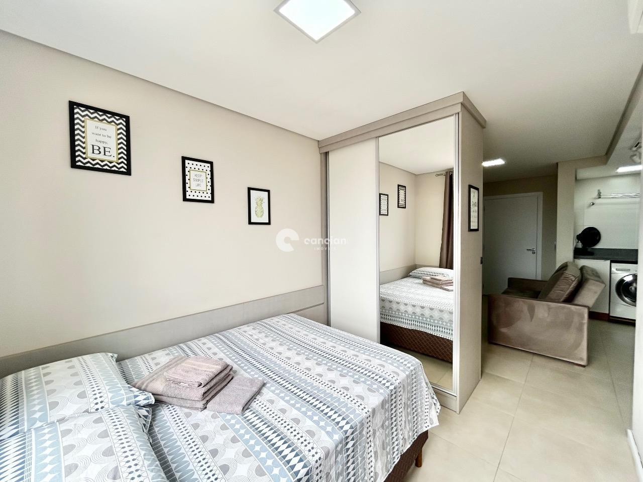 Kitnet à venda no Camobi: 