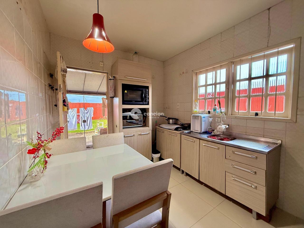 Casa à venda no Camobi: 