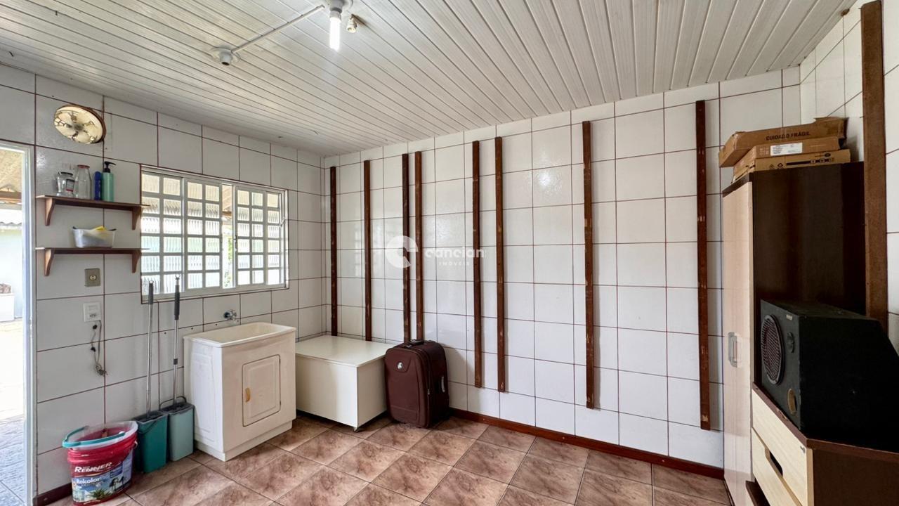 Casa à venda no Tomazetti: LAVANDERIA