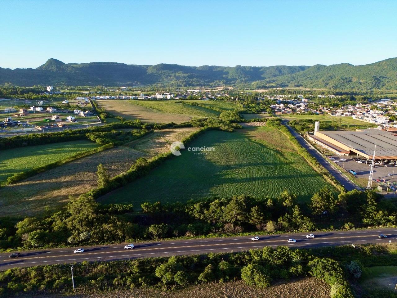 Área Rural à venda no Camobi: 
